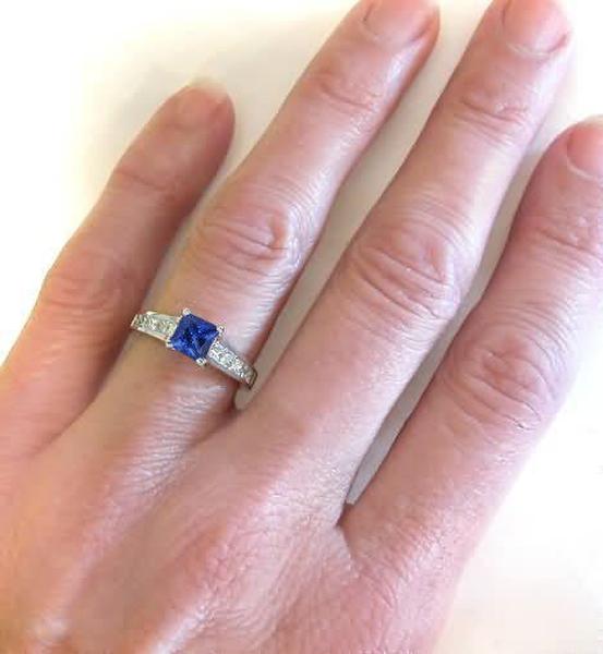 Princess cut Sapphire Rings