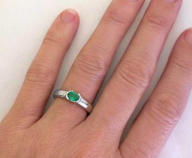 Solitaire Emerald Ring in White Gold
