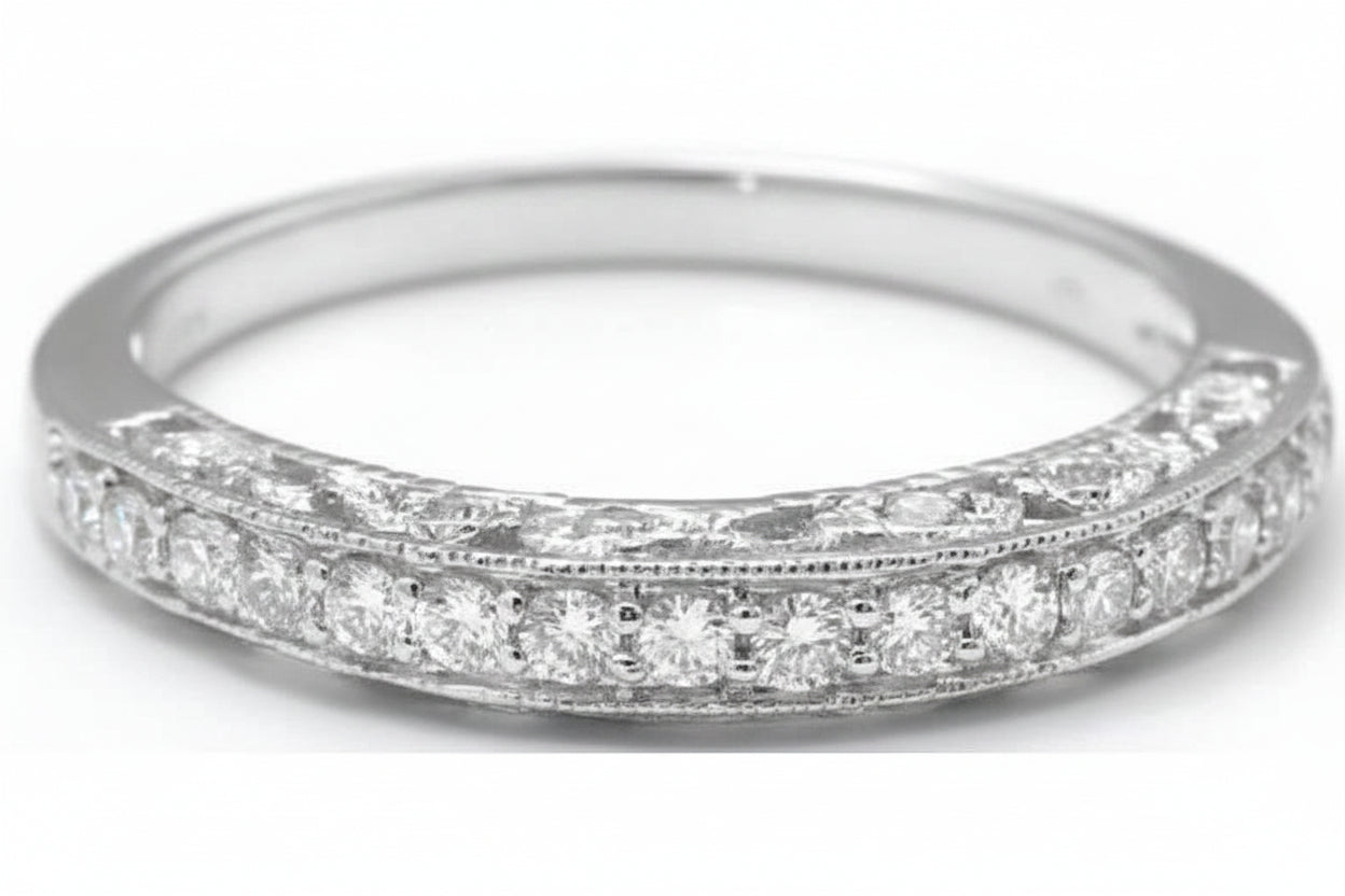 Natural sapphire ring in 14k white gold