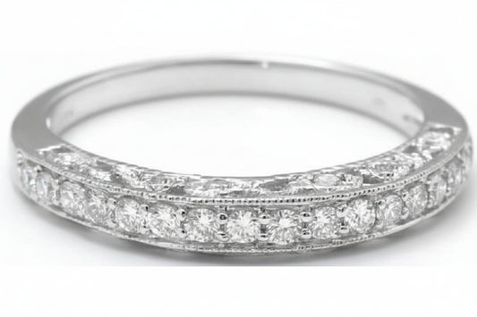 Natural sapphire ring in 14k white gold