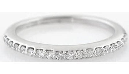 Natural sapphire ring in 14k white gold