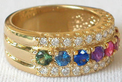 Exceptional Signature Ring with Vibrant Natural Round Rainbow Sapphires and Round Diamonds in 14k yellow gold