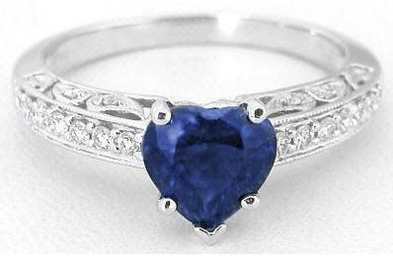Heart cut natural sapphire ring in 14k white gold