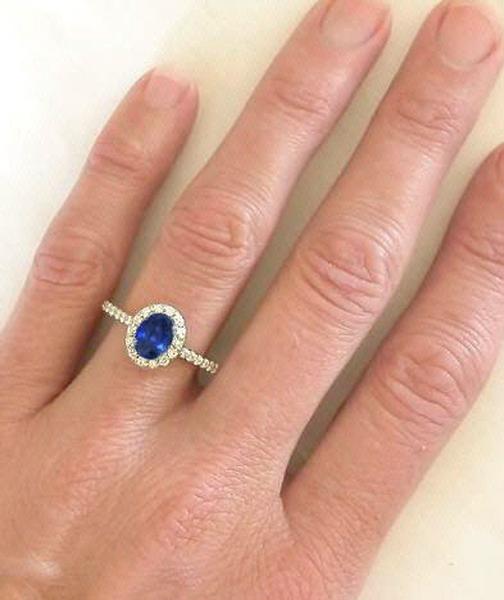 Sapphire Engagement Rings