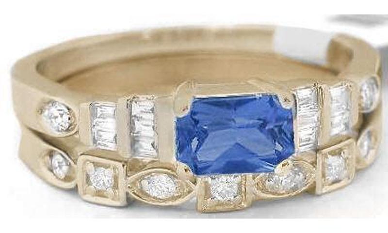 Diamond Rings in Gold