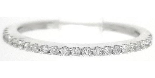 Natural sapphire ring in 14k white gold