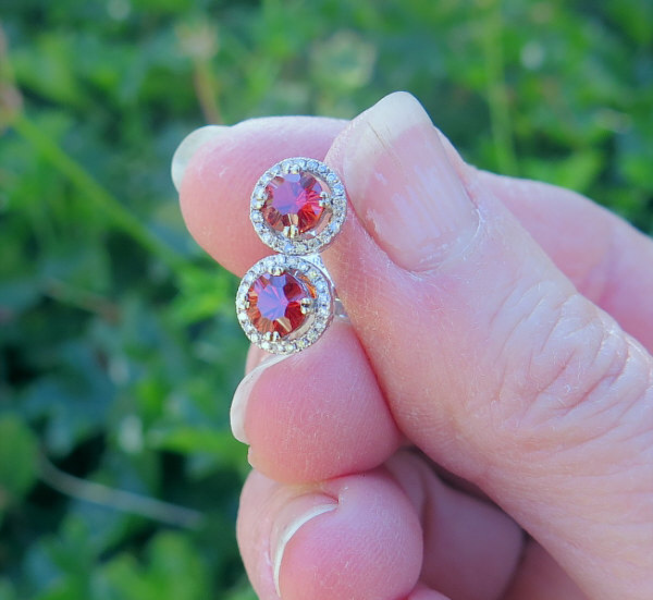 Red diamond earring on sale studs