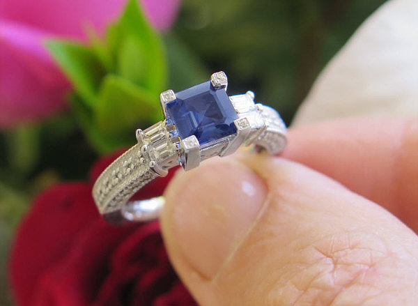 Mesmerizing Sapphire Ring - DealBola.com